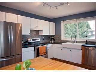 Photo 4: 2720 OAKMOOR Drive SW in Calgary: Oakridge House for sale : MLS®# C4065704