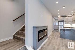 Photo 8: 10750 74 Avenue in Edmonton: Zone 15 House Half Duplex for sale : MLS®# E4326323