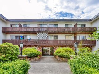 Photo 2: 109 910 FIFTH Avenue in New Westminster: Uptown NW Condo for sale in "GROSVENOR COURT" : MLS®# R2659180