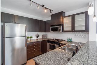 Photo 13: 405 124 W 1ST STREET in North Vancouver: Lower Lonsdale Condo for sale : MLS®# R2458347