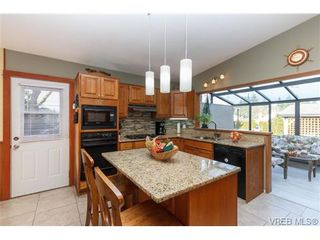 Photo 5: 4640 Falaise Dr in VICTORIA: SE Broadmead House for sale (Saanich East)  : MLS®# 718820