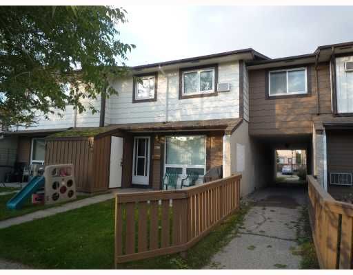 Main Photo: 913 Jefferson Avenue in WINNIPEG: Maples / Tyndall Park Condominium for sale (North West Winnipeg)  : MLS®# 2919028