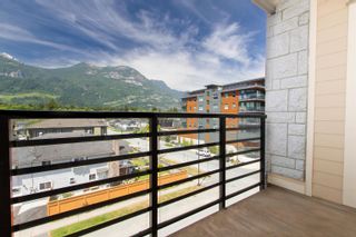 Photo 13: 402 1310 VICTORIA Street in Squamish: Downtown SQ Condo for sale in "The Mountaineer" : MLS®# R2712487