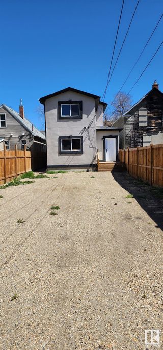 Photo 3: 10712 103 Street in Edmonton: Zone 08 House for sale : MLS®# E4386759