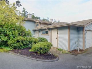 Photo 1: 6 540 Goldstream Ave in VICTORIA: La Fairway Row/Townhouse for sale (Langford)  : MLS®# 741789