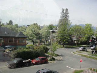 Photo 2: 1114 SEMLIN Drive in Vancouver: Grandview VE House for sale (Vancouver East)  : MLS®# V831438