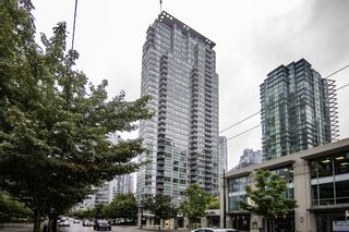 Photo 2: 2502 1328 W PENDER Street in Vancouver: Coal Harbour Condo for sale in "CLASSICO" (Vancouver West)  : MLS®# R2208871