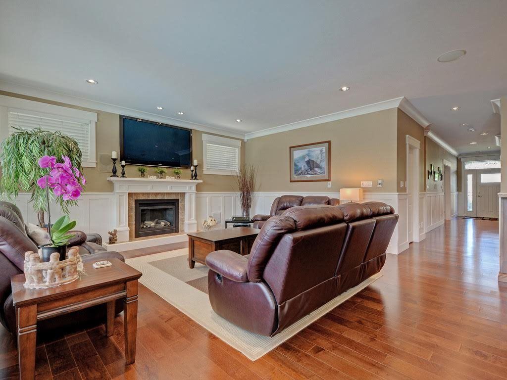 Photo 3: Photos: 5010 FENTON Drive in Delta: Hawthorne House for sale in "FENTON DRIVE" (Ladner)  : MLS®# R2274058