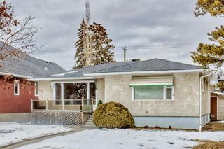 Photo 2: 1820 19 Avenue NW in Calgary: Capitol Hill Detached for sale : MLS®# A2031333