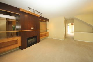 Photo 7: 56 9088 HALSTON Court in Burnaby: Government Road Townhouse for sale (Burnaby North)  : MLS®# R2106108