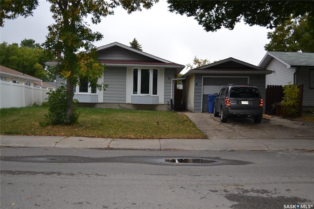 Main Photo: 8 BOYCE Street in Regina: Walsh Acres Residential for sale : MLS®# SK909349