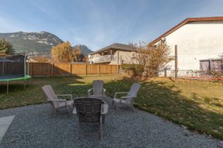 Photo 36: 38459 BUCKLEY Avenue in Squamish: Dentville House for sale : MLS®# R2747304
