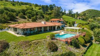 Main Photo: FALLBROOK House for sale : 4 bedrooms : 4960 Sleeping Indian Road