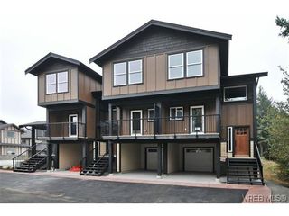 Photo 1: 105 982 Rattanwood Pl in VICTORIA: La Happy Valley Row/Townhouse for sale (Langford)  : MLS®# 625869