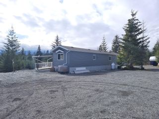 Photo 3: 9009 Central Lake Rd in Port Alberni: PA Sproat Lake Manufactured Home for sale : MLS®# 925011
