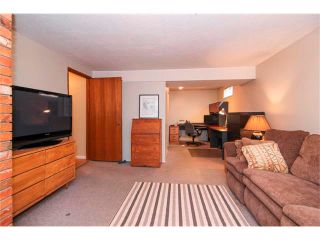 Photo 36: 416 RUNDLEHILL Way NE in Calgary: Rundle House for sale : MLS®# C4015836