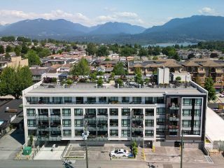 Main Photo: 507 4352 HASTINGS STREET in Burnaby: Willingdon Heights Condo for sale (Burnaby North)  : MLS®# R2792885