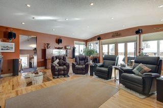 Photo 9: 6024 Norfolk Drive NW in Calgary: Thorncliffe Detached for sale : MLS®# A2112140