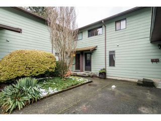 Photo 2: 30 2050 GLADWIN Road in Abbotsford: Central Abbotsford Townhouse for sale in "COMPTON GREEN" : MLS®# R2547089