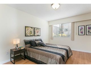 Photo 8: 113 145 W 18TH Street in North Vancouver: Central Lonsdale Condo for sale in "Tudor Court Apartments Ltd." : MLS®# V1111575