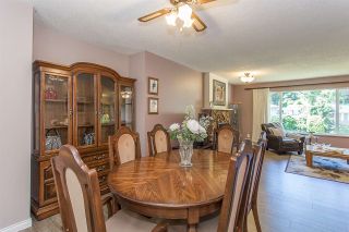Photo 6: 2402 CAMERON Crescent in Abbotsford: Abbotsford East House for sale : MLS®# R2191988