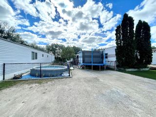 Photo 2: 29 DELTA Crescent in St Clements: Pineridge Trailer Park Residential for sale (R02)  : MLS®# 202221719