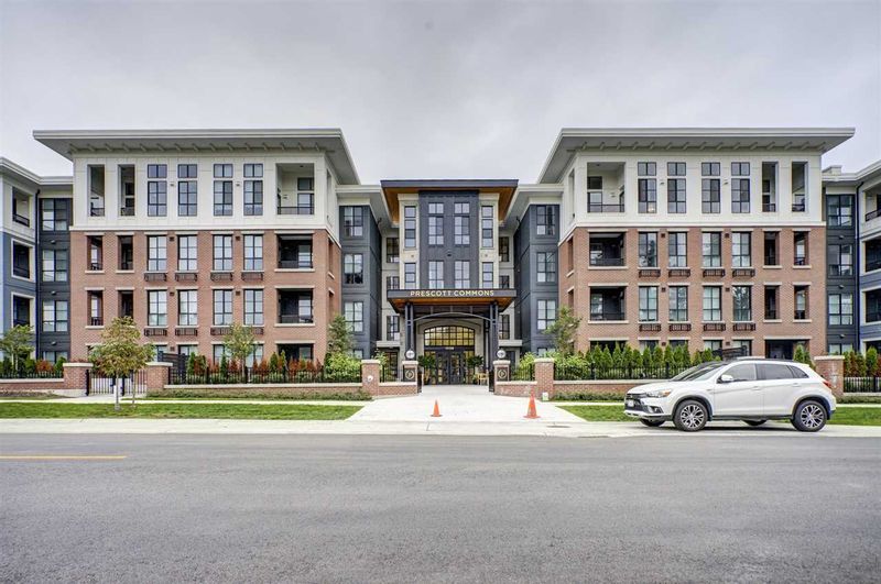 FEATURED LISTING: 424 - 15138 34 Avenue Surrey