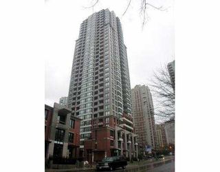 Photo 2: 2307 909 MAINLAND Street in Vancouver: Downtown VW Condo for sale in "YALETOWN PARK 2" (Vancouver West)  : MLS®# V631368