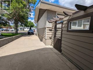 Photo 34: 2723 Burton Place SE in Medicine Hat: House for sale : MLS®# A2072900