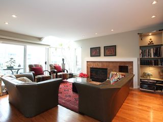 Photo 12: 1596 ISLAND PARK Walk in Vancouver: False Creek Townhouse for sale in "THE LAGOONS" (Vancouver West)  : MLS®# V922558