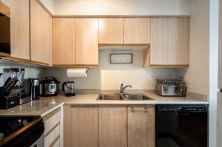 Photo 17: 406 2133 DUNDAS Street in Vancouver: Hastings Condo for sale in "HARBOUR GATE" (Vancouver East)  : MLS®# R2833427