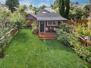 Photo 18: 1127 SEMLIN DRIVE in Vancouver: Grandview VE House for sale (Vancouver East)  : MLS®# R2094573