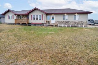 Main Photo: 40 BRIARWOOD Avenue in Kleefeld: R16 Residential for sale : MLS®# 202408840