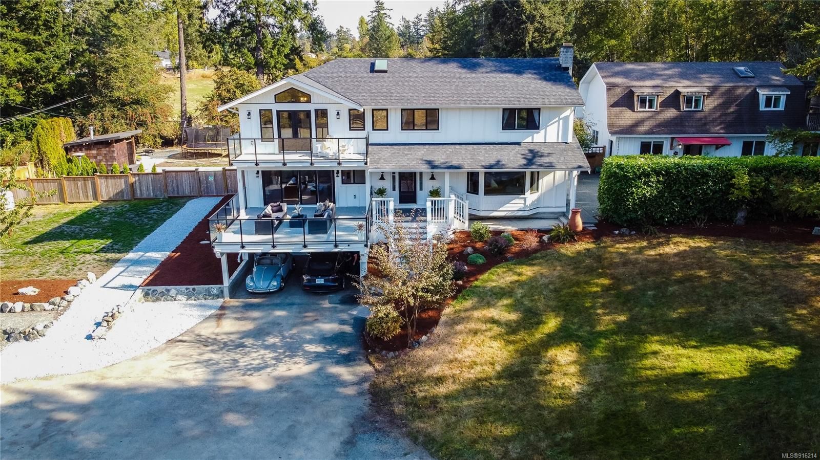 Main Photo: 4821 Elk Rd in Saanich: SW Beaver Lake House for sale (Saanich West)  : MLS®# 916214