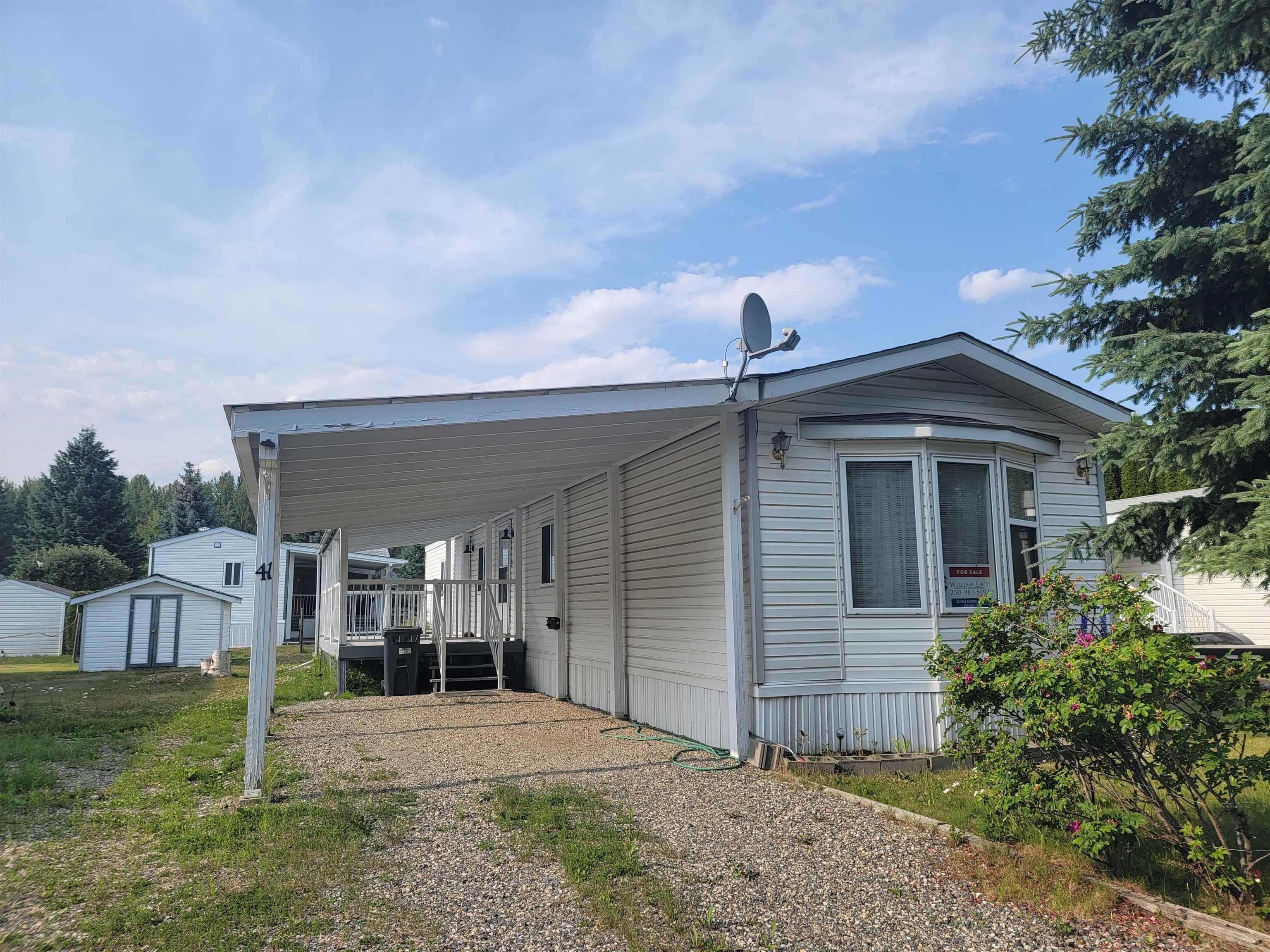 Main Photo: 41-313 Westland Road, Quesnel, BC | Perfect for a starter or retirement home!