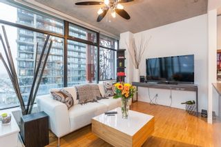 Photo 3: 2603 128 W CORDOVA Street in Vancouver: Downtown VW Condo for sale in "Woodwards" (Vancouver West)  : MLS®# R2233860