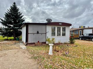Photo 1: 619 1st Avenue Southeast in Preeceville: Residential for sale : MLS®# SK948832
