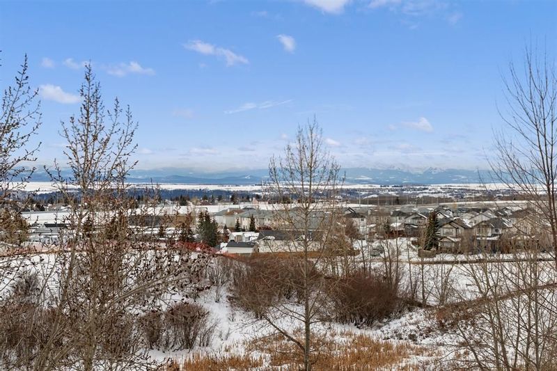 FEATURED LISTING: 928 Arbour Lake Road Northwest Calgary