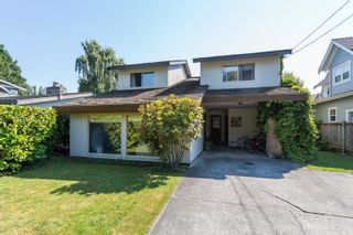 Photo 1: 12292 GILLEY Street in Surrey: Crescent Bch Ocean Pk. House for sale (South Surrey White Rock)  : MLS®# R2598094
