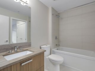 Photo 13: 303 4307 HASTINGS Street in Burnaby: Vancouver Heights Condo for sale in "MADISON" (Burnaby North)  : MLS®# R2418061