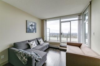 Photo 2: 702 9009 CORNERSTONE Mews in Burnaby: Simon Fraser Univer. Condo for sale in "the Hub" (Burnaby North)  : MLS®# R2548180