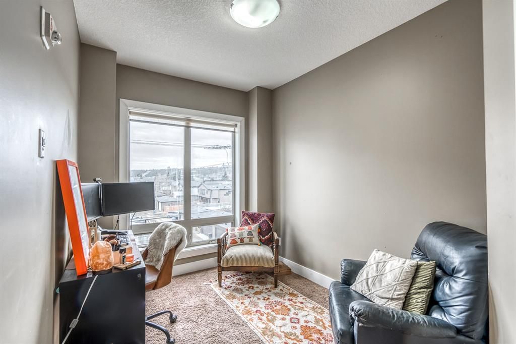 Photo 11: Photos: 312 1899 45 Street NW in Calgary: Montgomery Apartment for sale : MLS®# A1197654