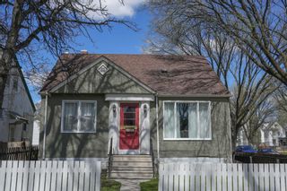 Photo 1: 735 Garwood in Winnipeg: Crescentwood Single Family Detached for sale (1B)  : MLS®# 202211495