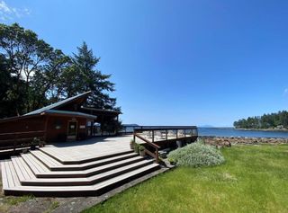 Photo 1: Waterfront resort for sale Vancouver Island BC: Commercial for sale : MLS®# 908250