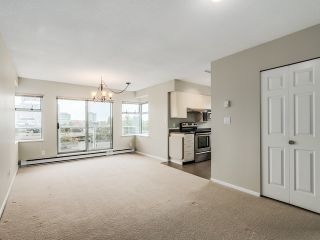 Photo 5: 501 1166 W 11TH Avenue in Vancouver: Fairview VW Condo for sale in "Westview Place" (Vancouver West)  : MLS®# R2008086
