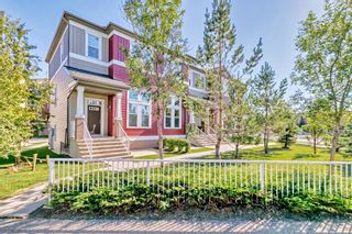 Photo 2: 605 Evanston Square NW in Calgary: Evanston Row/Townhouse for sale : MLS®# A1246162