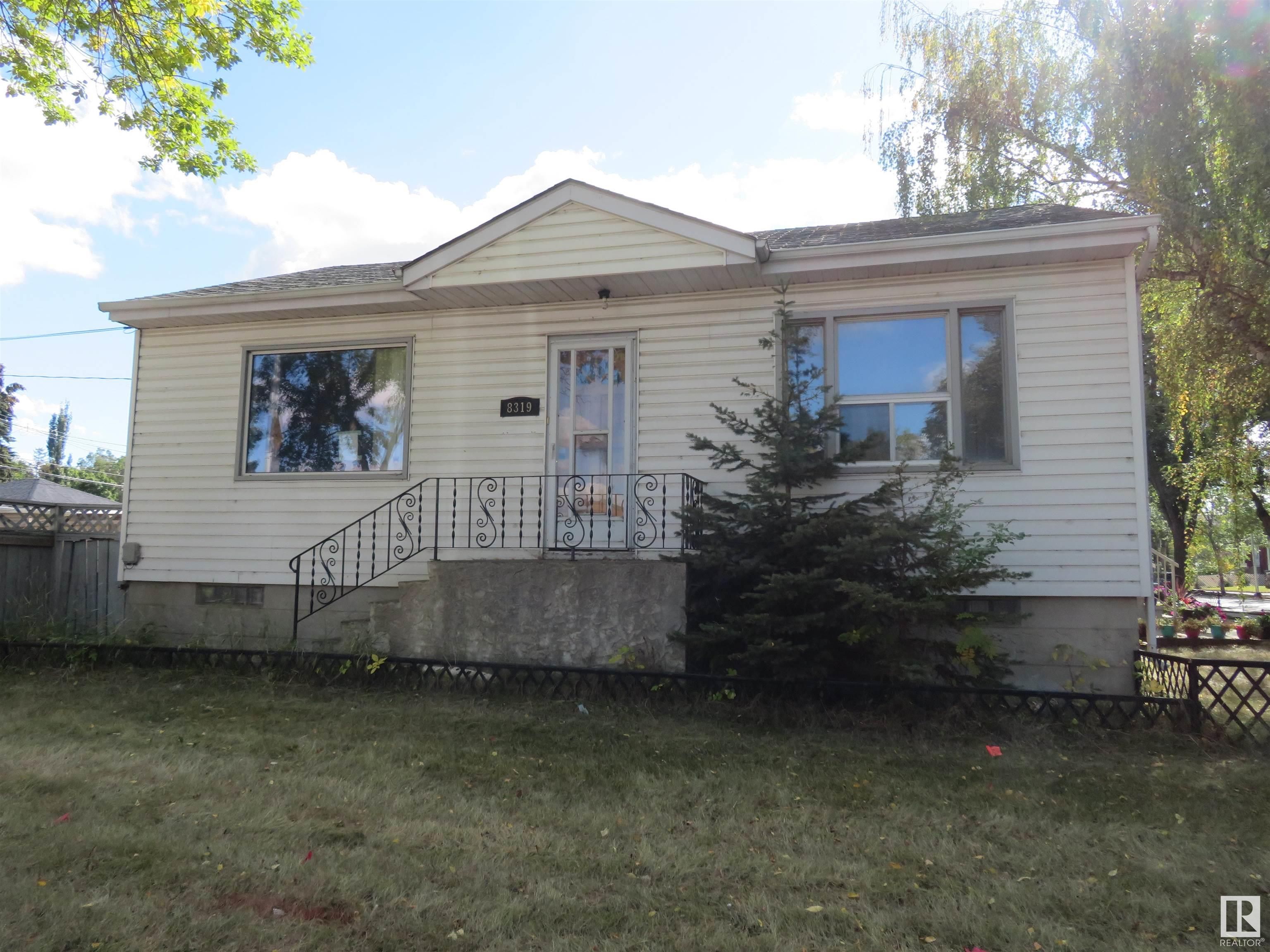 Main Photo: 8319 124 Avenue in Edmonton: Zone 05 House for sale : MLS®# E4315147