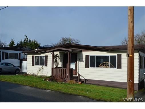 Main Photo: 4 60 Cooper Rd in VICTORIA: VR Glentana Manufactured Home for sale (View Royal)  : MLS®# 753353