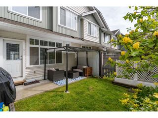 Photo 18: 41 19480 66 Avenue in Surrey: Clayton Townhouse for sale in "TWO BLUE" (Cloverdale)  : MLS®# R2362975