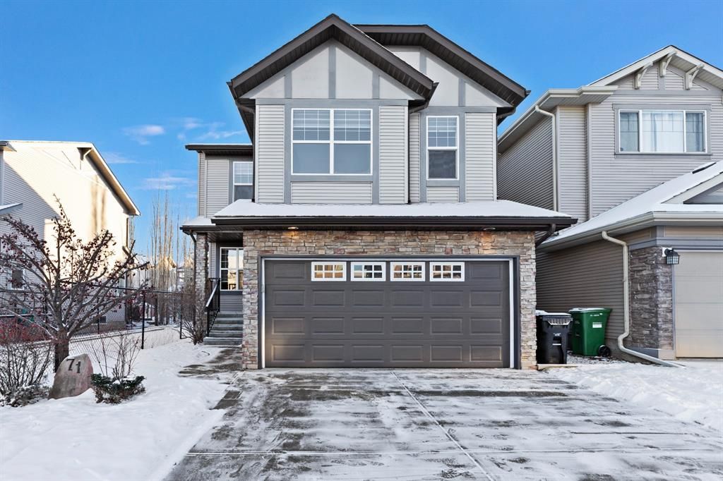 Main Photo: 71 Cougarstone Court SW in Calgary: Cougar Ridge Detached for sale : MLS®# A1165895